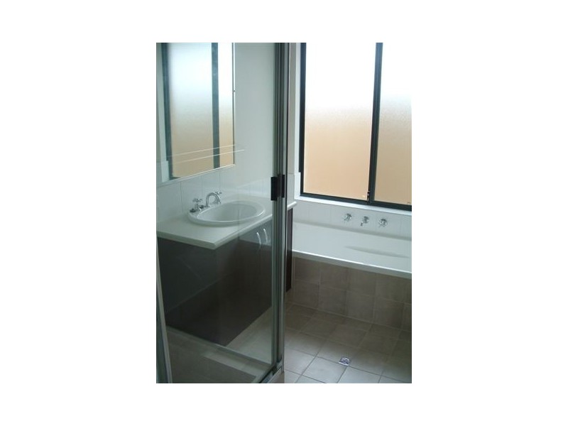 3 Verdello Way, Pearsall WA 6065