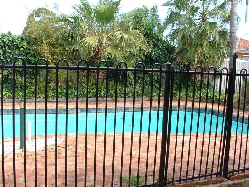 706 Beach Road, Hamersley WA 6022