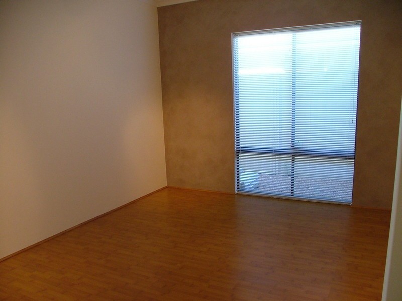 21 Fairvale Bend, Madeley WA 6065