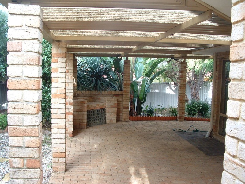 8 Salacia Court, Alexander Heights WA 6064