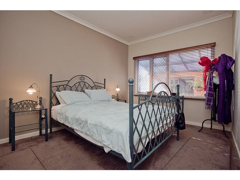 247 Mirrabooka Ave, Balga WA 6061