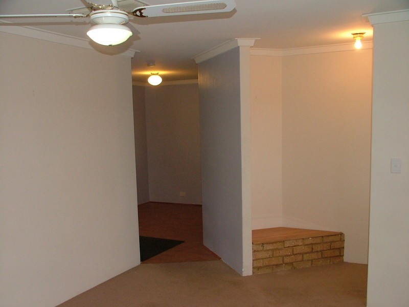 4 Fairlawn Gardens, Heathridge WA 6027