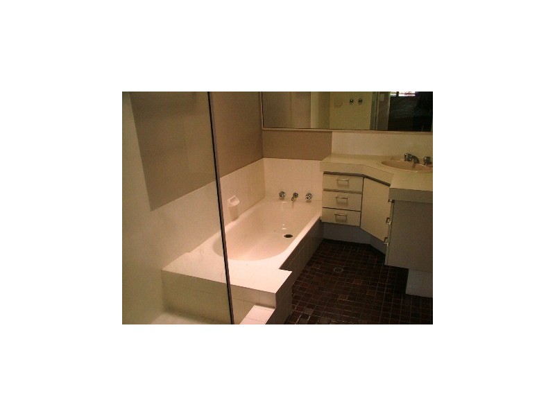 33 Bushland Retreat, Carramar WA 6031