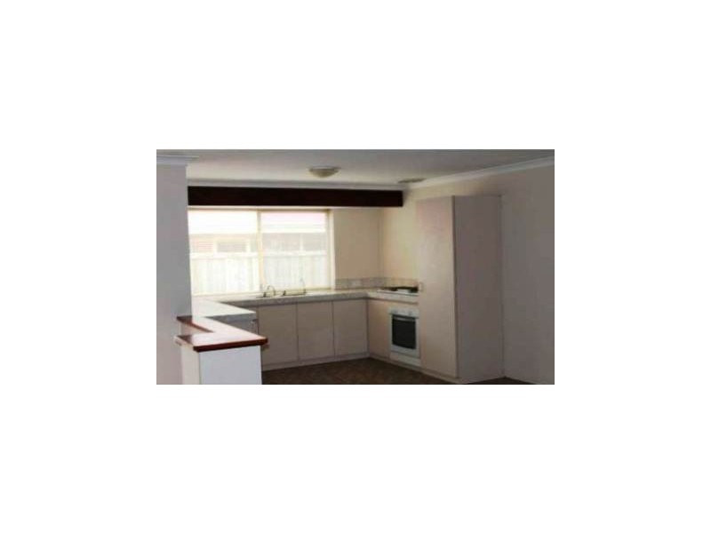 5 Solanum Court, Ellenbrook WA 6069