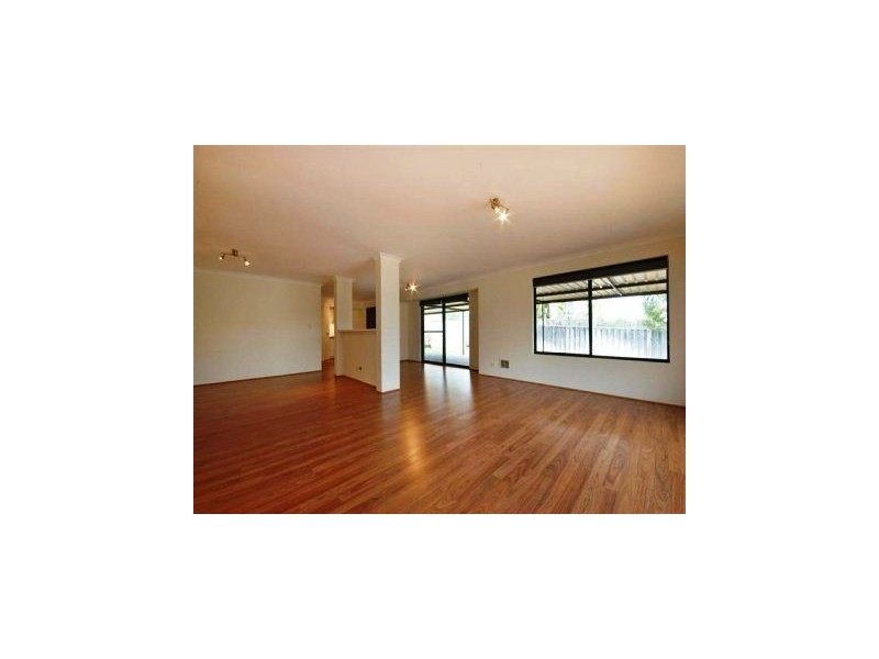 29 Salmond Turn, Wanneroo WA 6065