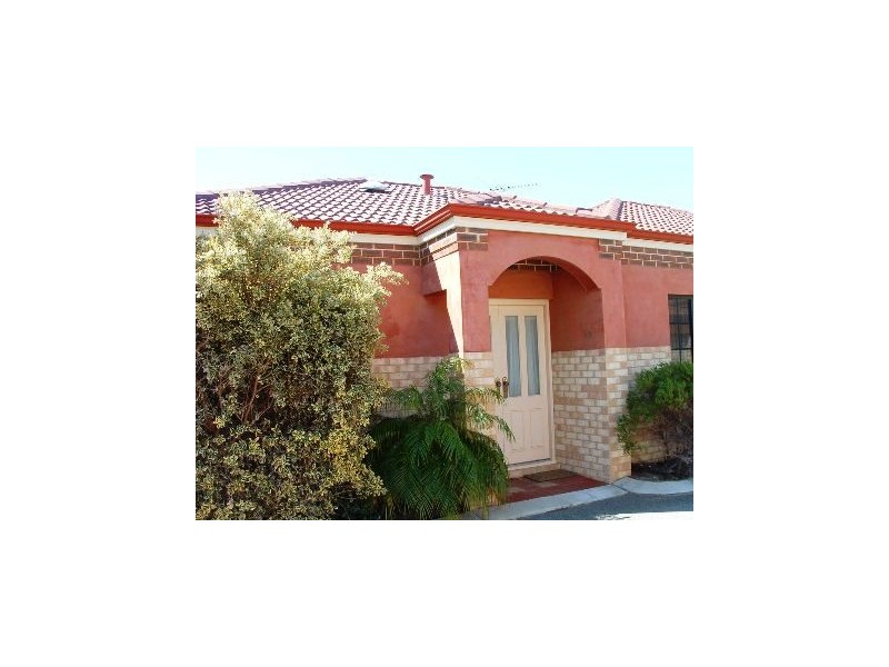 12/9 St Marks Drive, Hillarys WA 6025