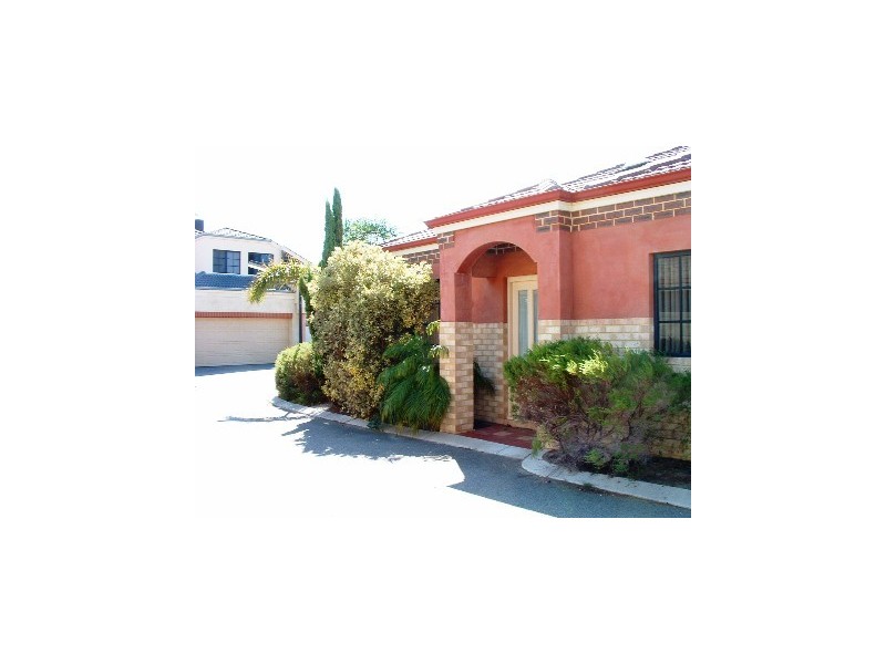 12/9 St Marks Drive, Hillarys WA 6025