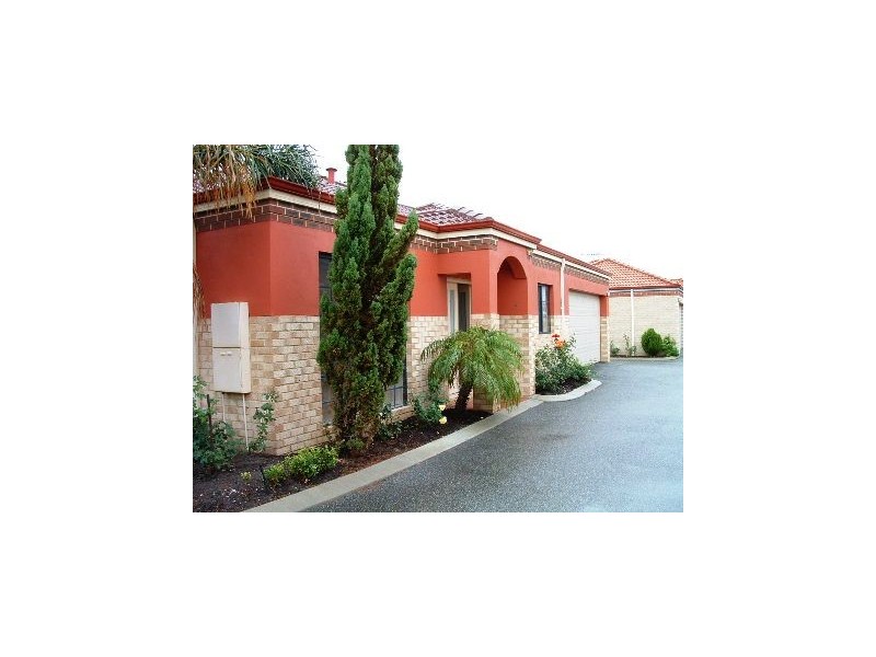 12/9 St Marks Drive, Hillarys WA 6025