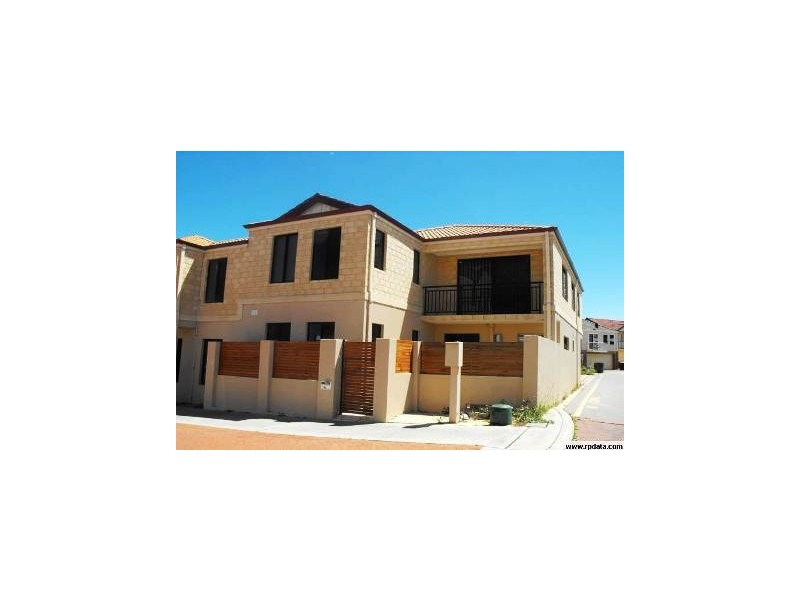 4/1 Nottinghill Street, Joondalup WA 6027