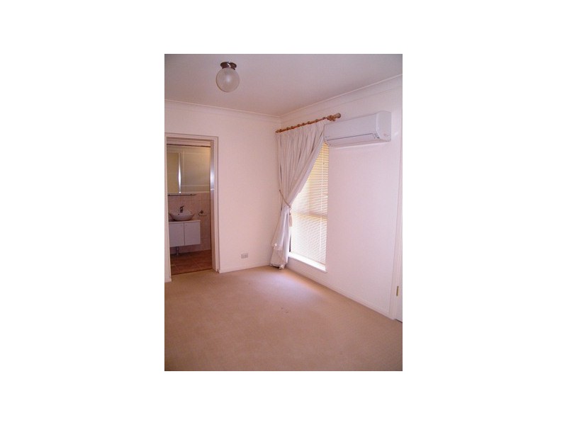 4 Malak Court, Wanneroo WA 6065