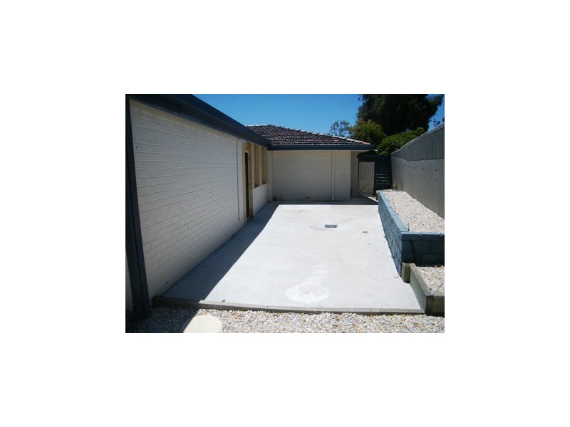 4 Malak Court, Wanneroo WA 6065