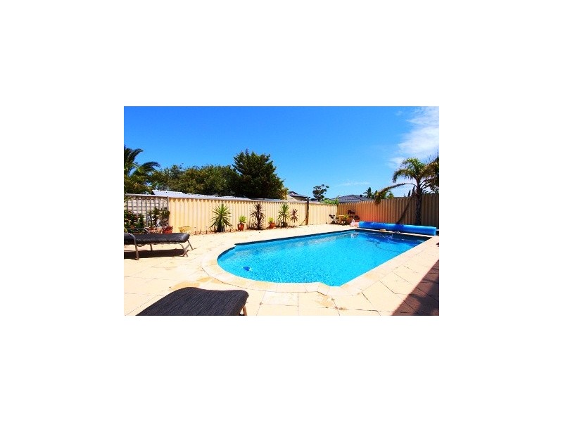 105 Contour Drive, Mullaloo WA 6027