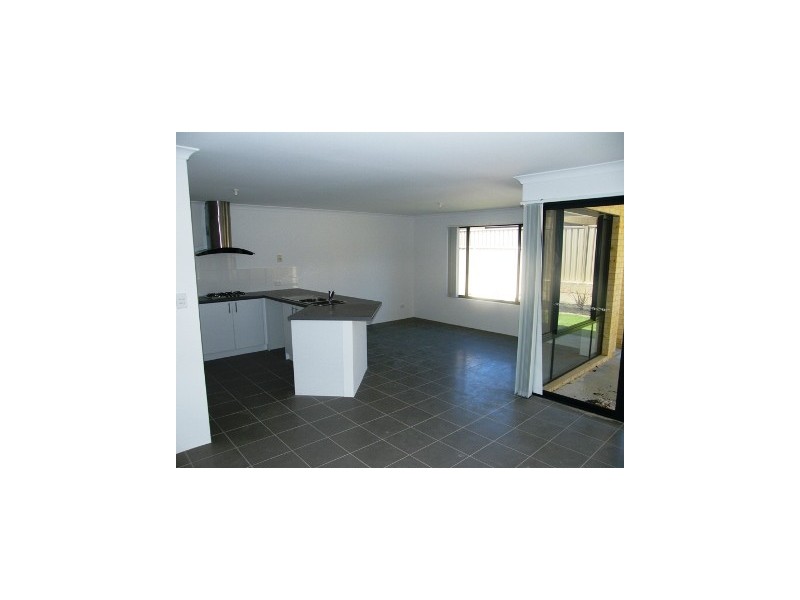 44 Moscow Retreat, Hocking WA 6065