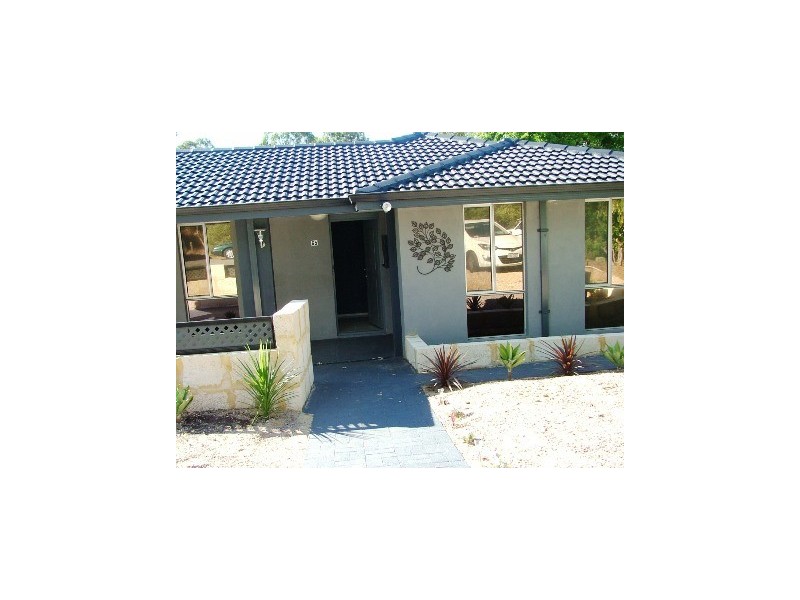 65 Twickenham Drive, Kingsley WA 6026