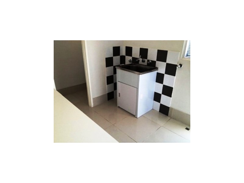 65 Twickenham Drive, Kingsley WA 6026