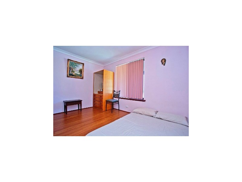 8 Pinnelli Road, Wanneroo WA 6065