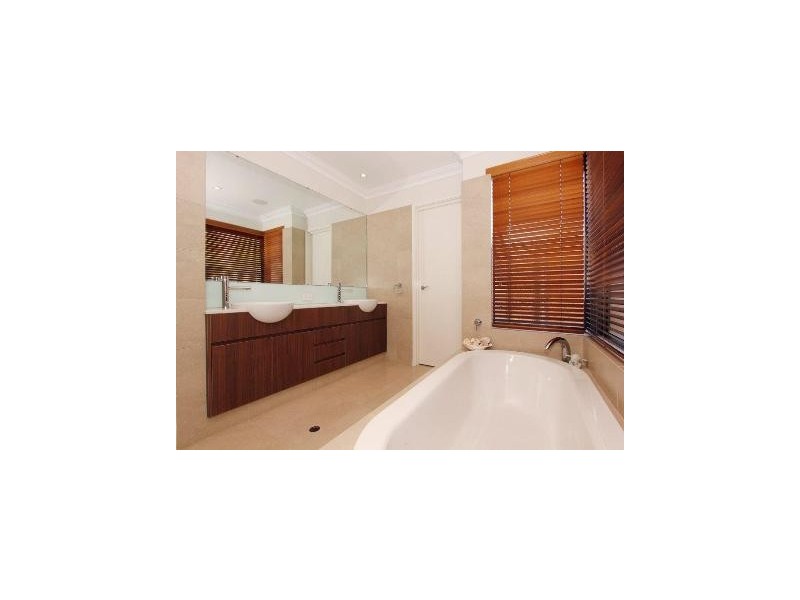 24 Second Avenue, Burns Beach WA 6028