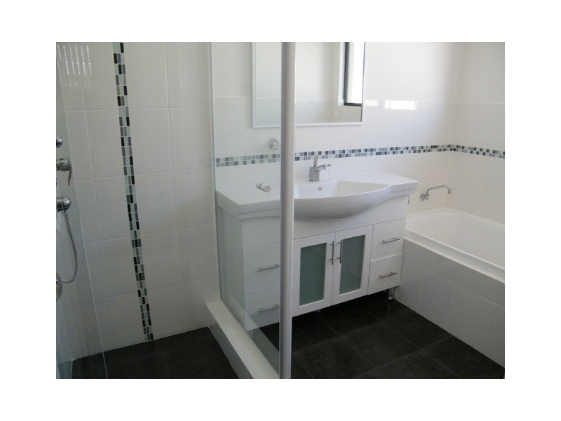 166A Hillview Tce, Bentley WA 6102