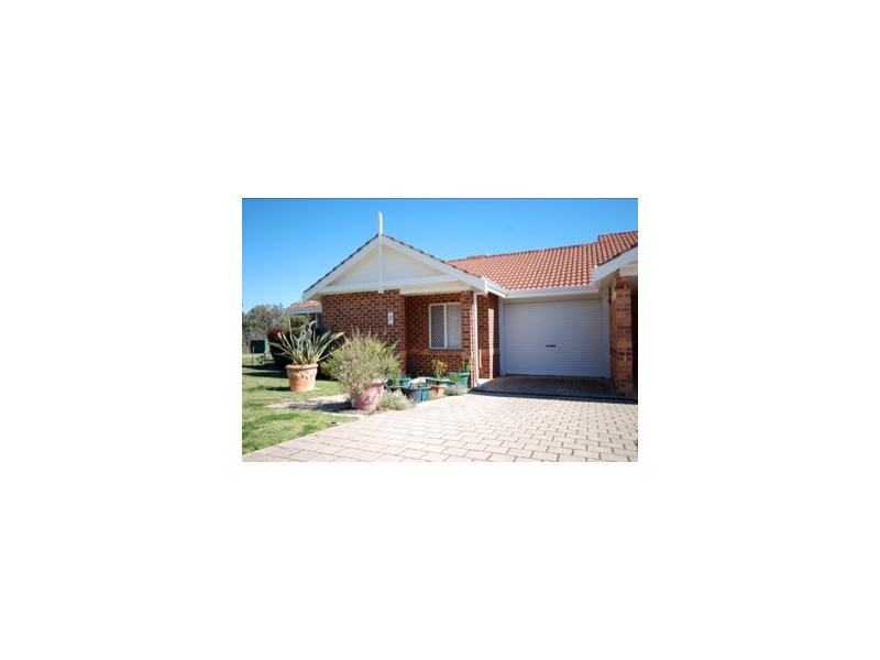 7/6 Fragrant Gardens, Mirrabooka WA 6061