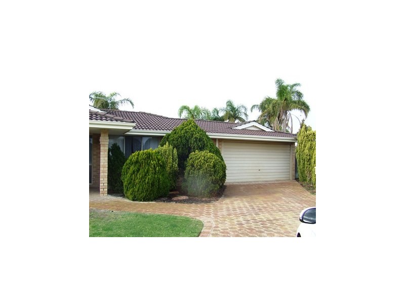 15 Crossland Place, Hillarys WA 6025