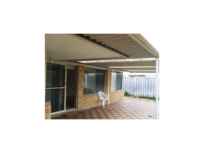 15 Crossland Place, Hillarys WA 6025