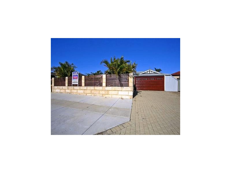 53 Cadoux Loop, Hocking WA 6065