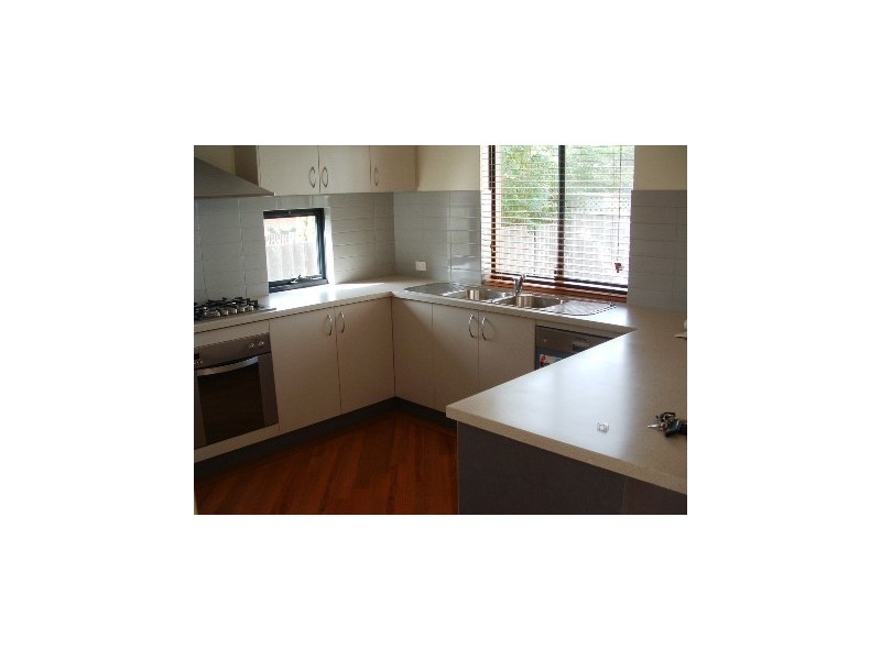 5 Dunster Road, Innaloo WA 6018