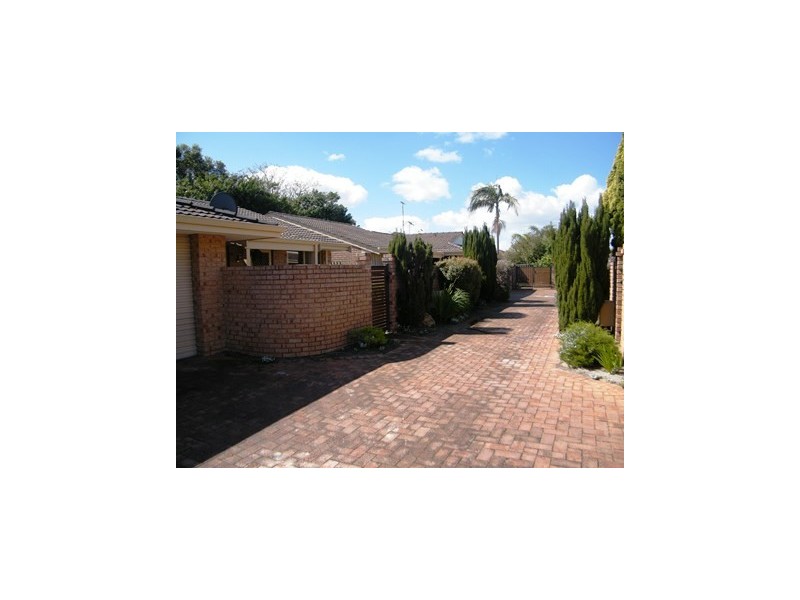 3/12 Brosnan Street, Dianella WA 6059