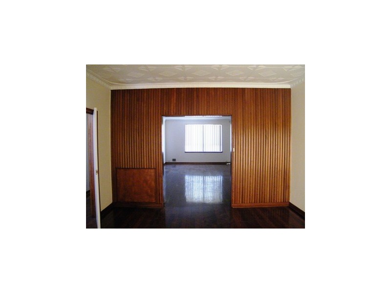 15 Carisbrooke Loop, Hocking WA 6065