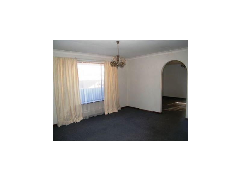 7 Lalina Way, Wanneroo WA 6065