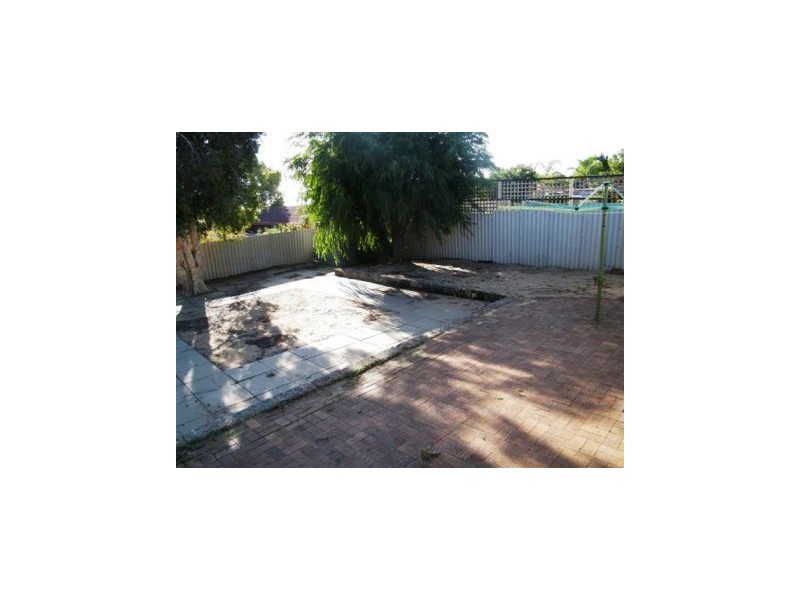 7 Lalina Way, Wanneroo WA 6065