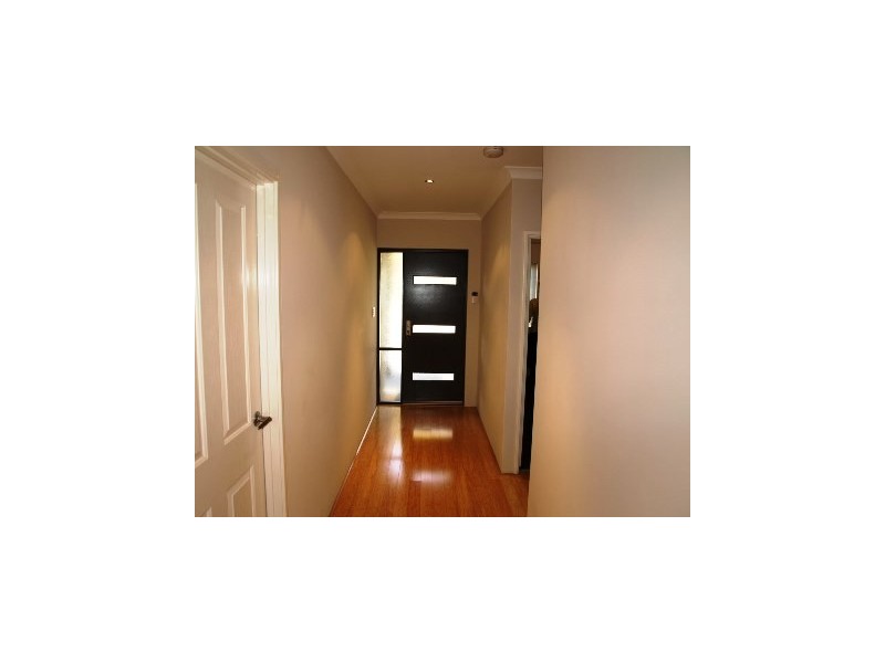 1 Ringmer Way, Westminster WA 6061