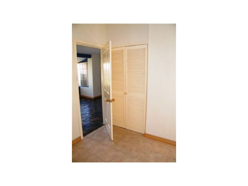 32 Dallas Crescent, Wanneroo WA 6065