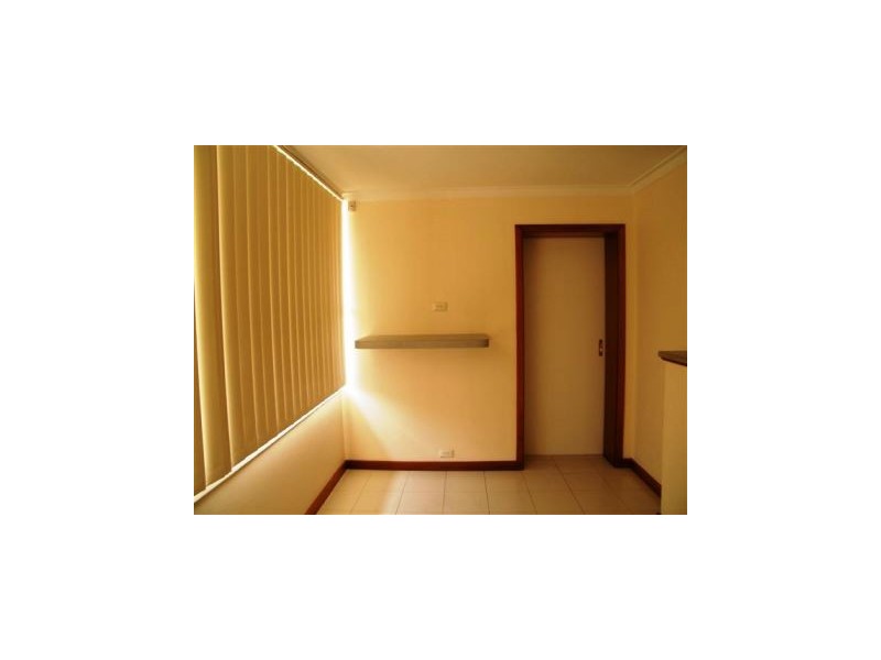 15 Carisbrook Loop, Hocking WA 6065