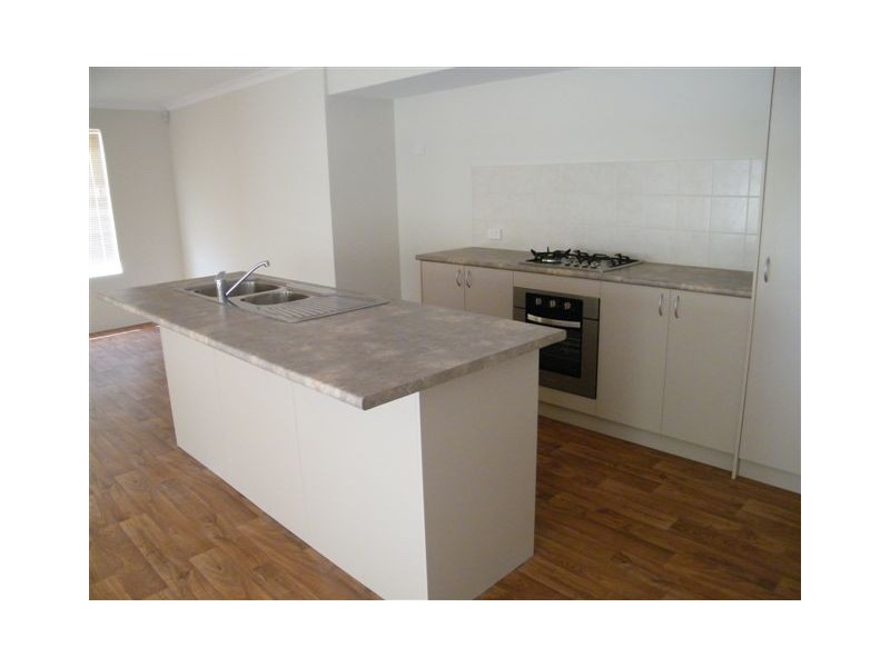 8 Clairault Rise, Pearsall WA 6065