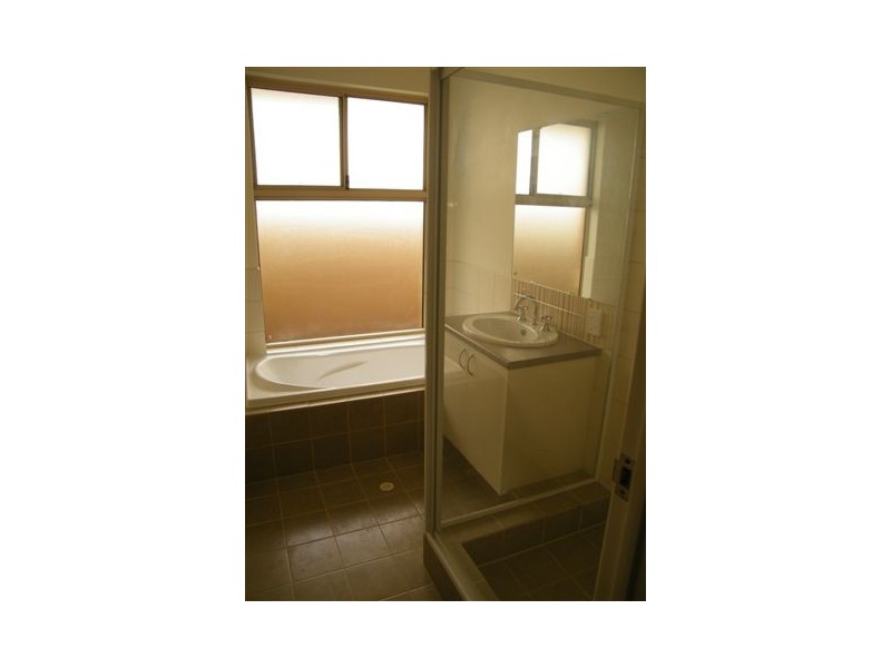 8 Clairault Rise, Pearsall WA 6065