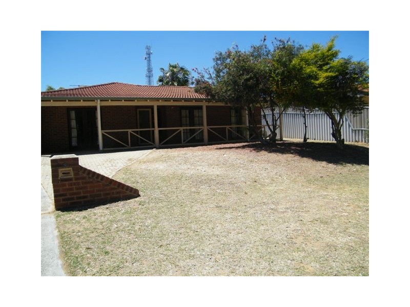 8 Leach Road, Wanneroo WA 6065