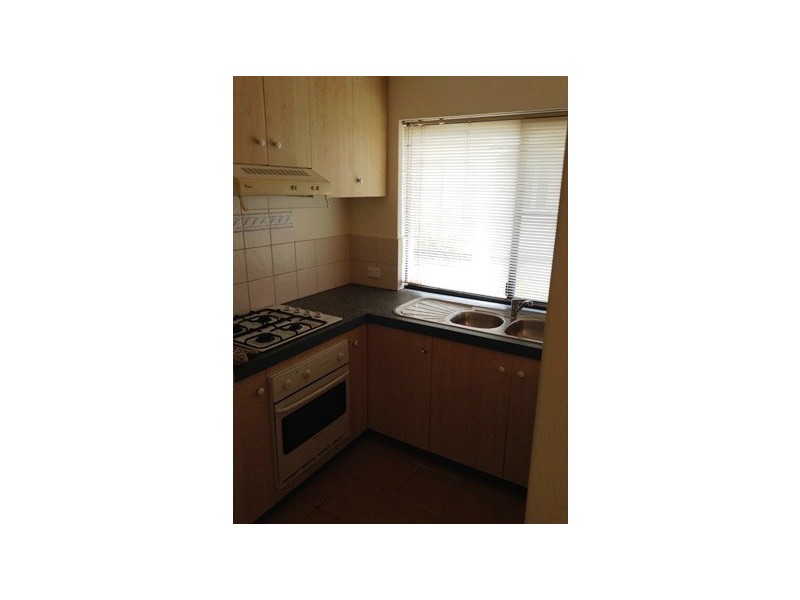 1/17 Lowther Terrace, Nollamara WA 6061