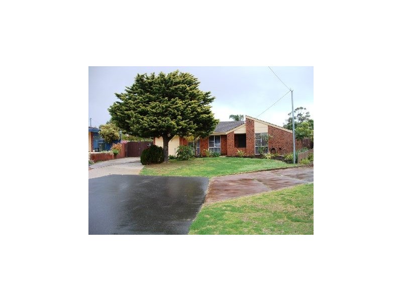 31 Parmelia Way, Craigie WA 6025