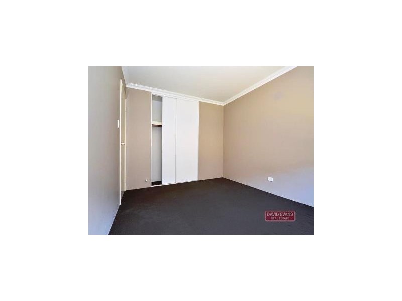 12 Jingana Road, Banksia Grove WA 6031