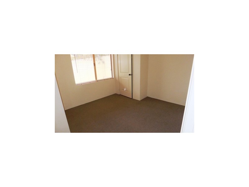 19 Haddon Terrace, Madeley WA 6065