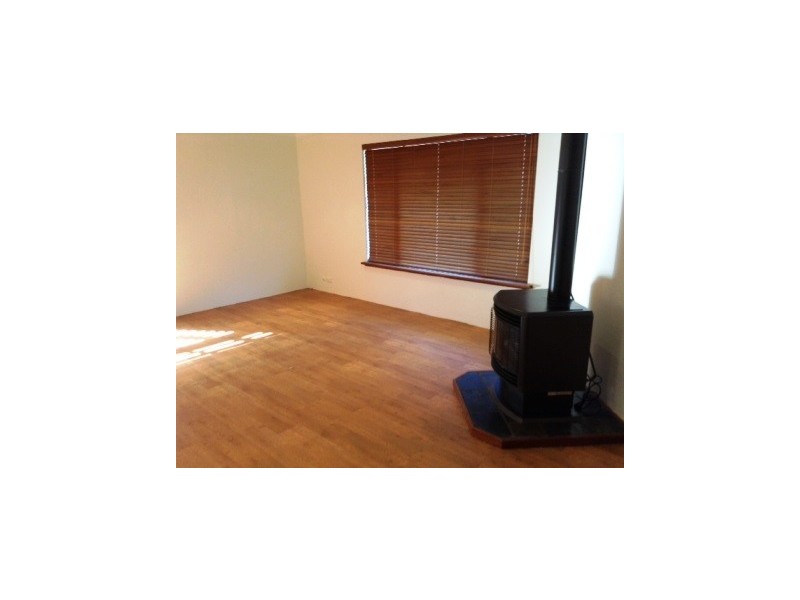 9 Albany Court, Beldon WA 6027