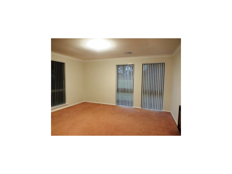 10 Anerley Way, Hamersley WA 6022