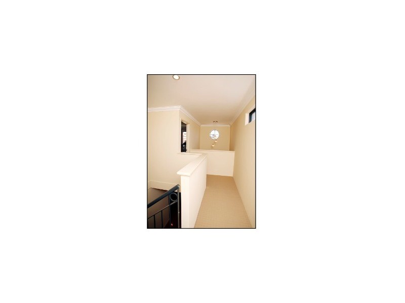 17 Osterley Tce, Darch WA 6065