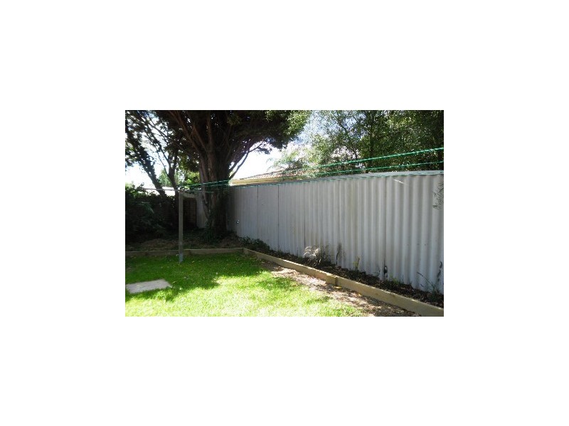 16A Beeston Crescent, Marangaroo WA 6064