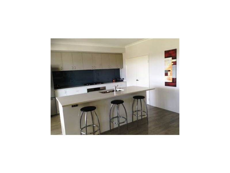 13  Clivia Heights, Sinagra WA 6065