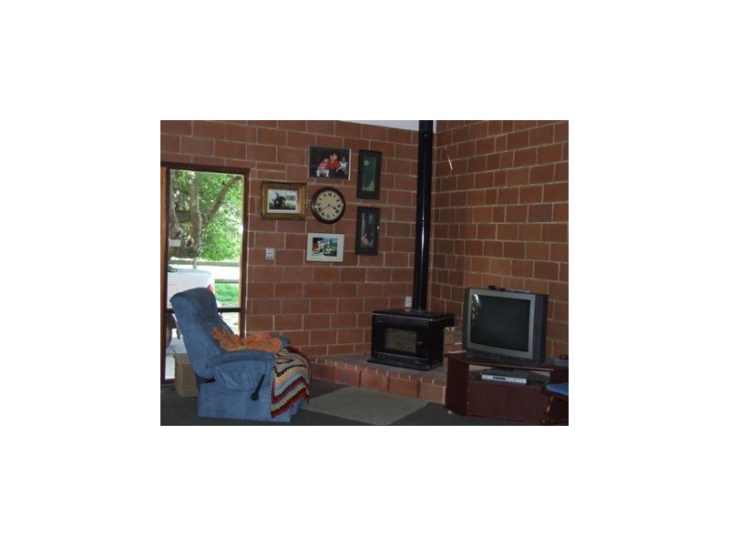 2136 Neaves Road, Bullsbrook WA 6084