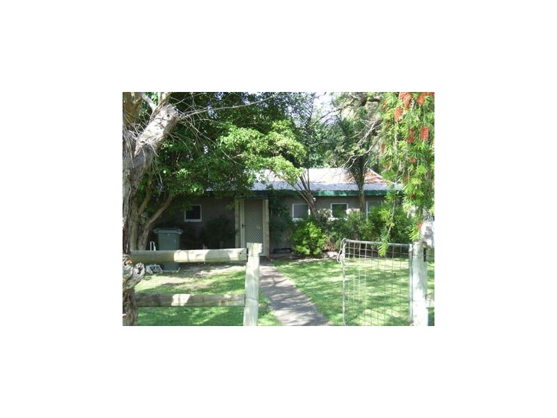 2136 Neaves Road, Bullsbrook WA 6084