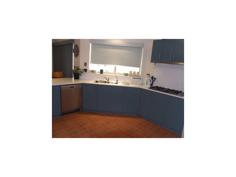 34 Kentucky Boulevard, Hocking WA 6065