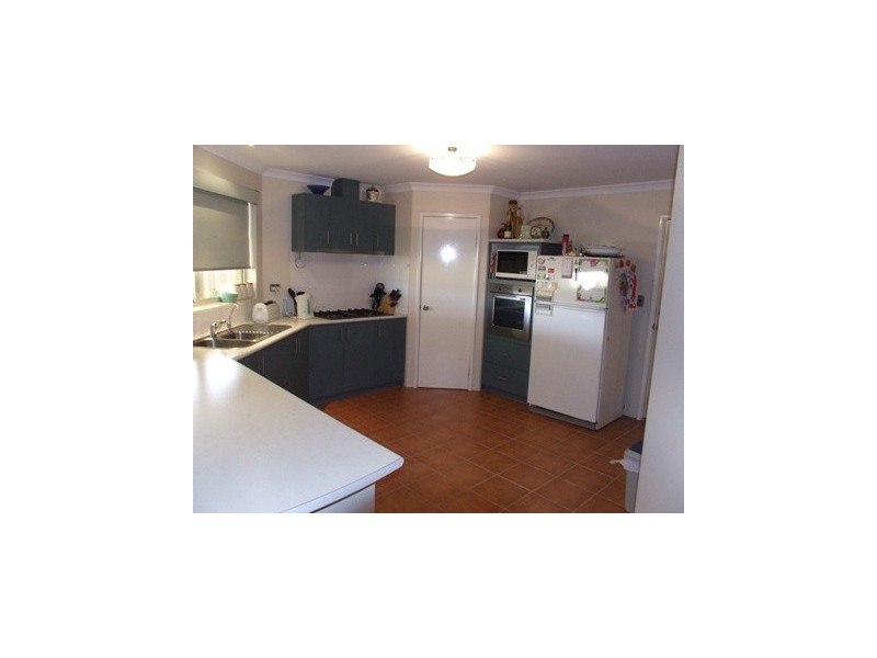 34 Kentucky Boulevard, Hocking WA 6065